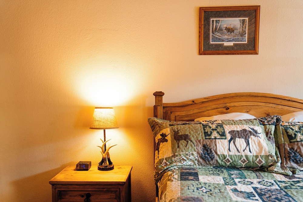 Salida Inn & Monarch Suites 50/78