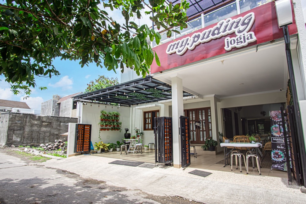 Bisma Balcony Homestay 19/64
