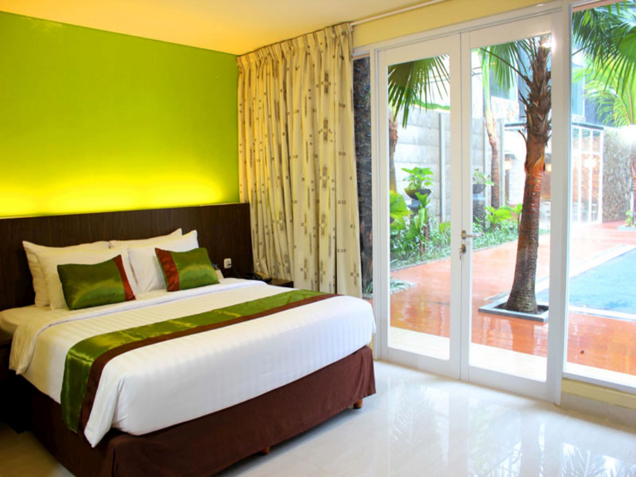 Bali De Anyer Hotel and Restaurant 6/25