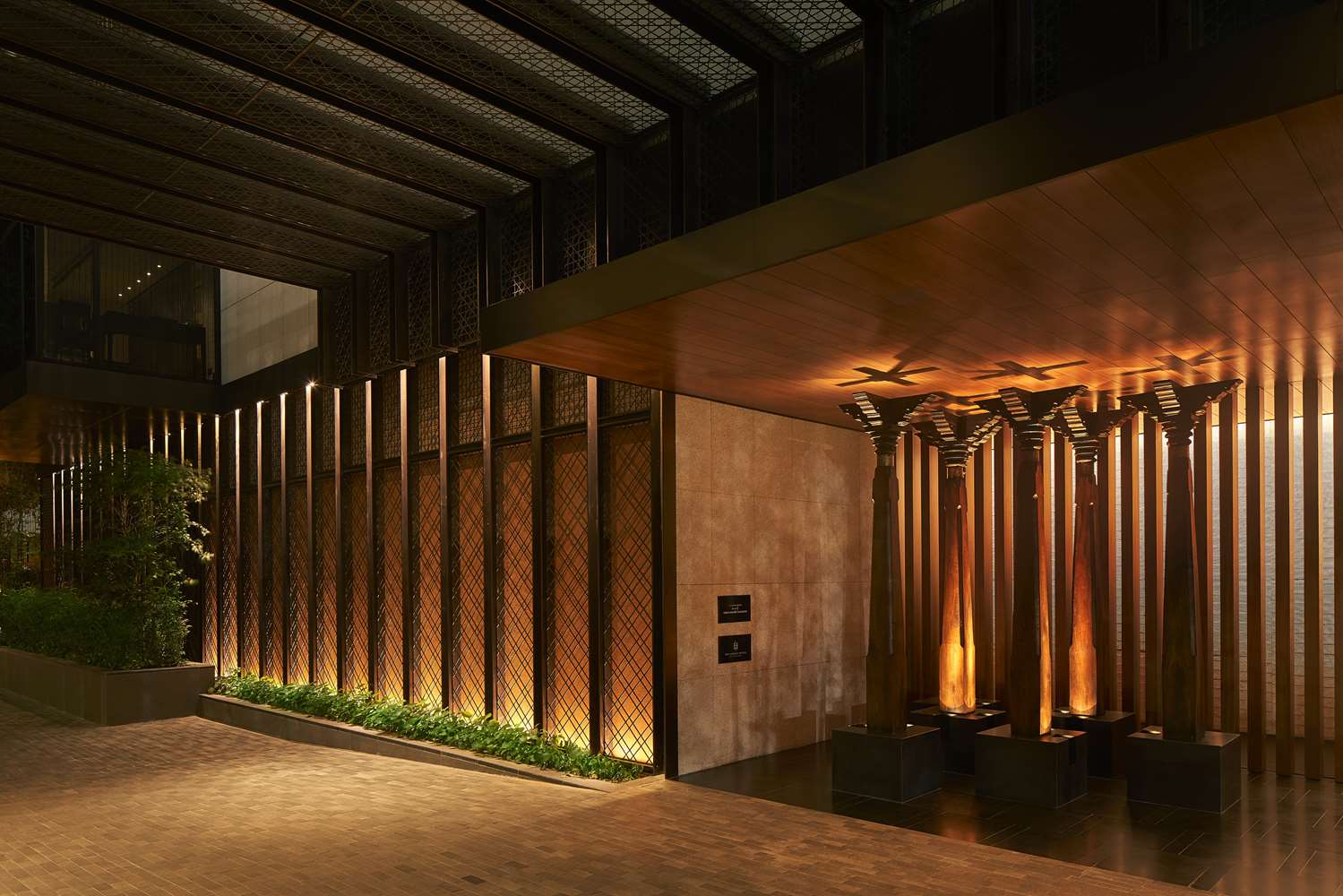 The RuMa Hotel and Residences 14/18