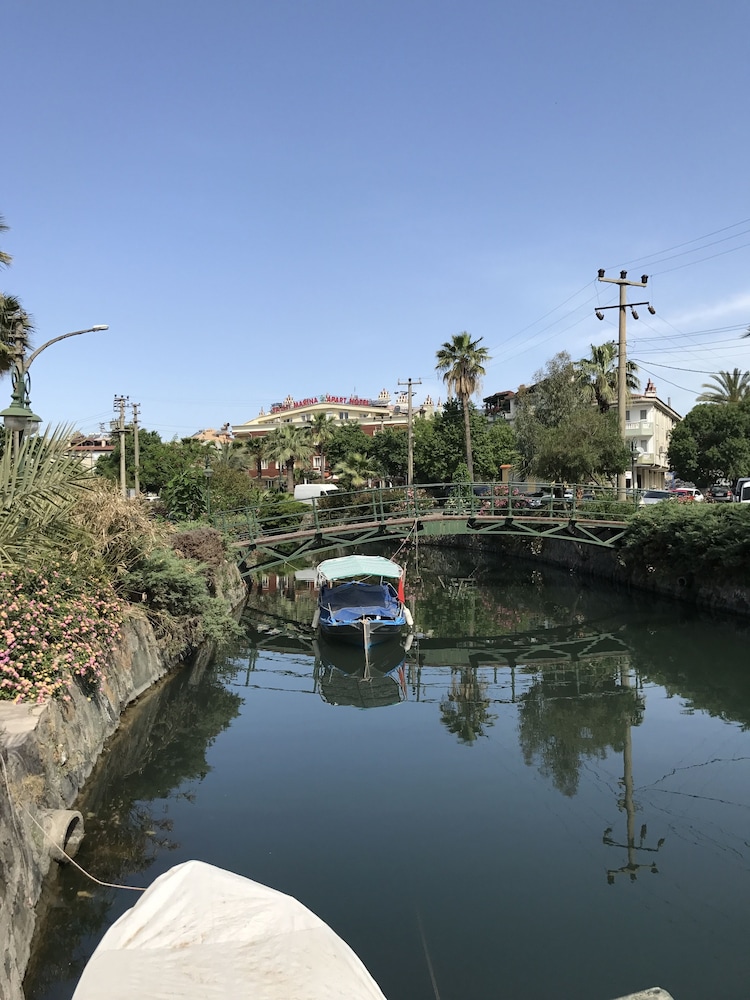 Yacht Marina Apart Hotel 20/29