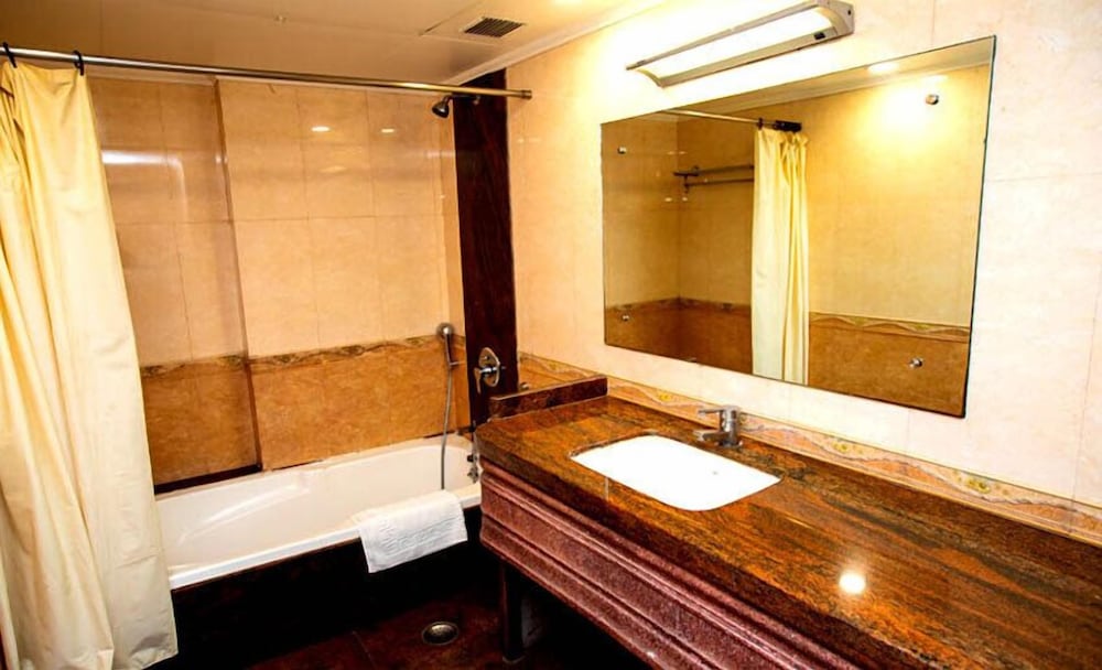 Hotel Simran Heritage Pvt. Ltd. 55/55