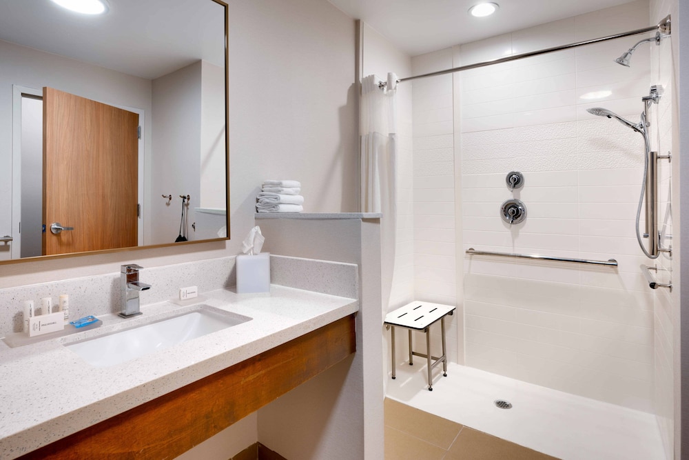 Fairfield Inn Suites Rockport 15/53