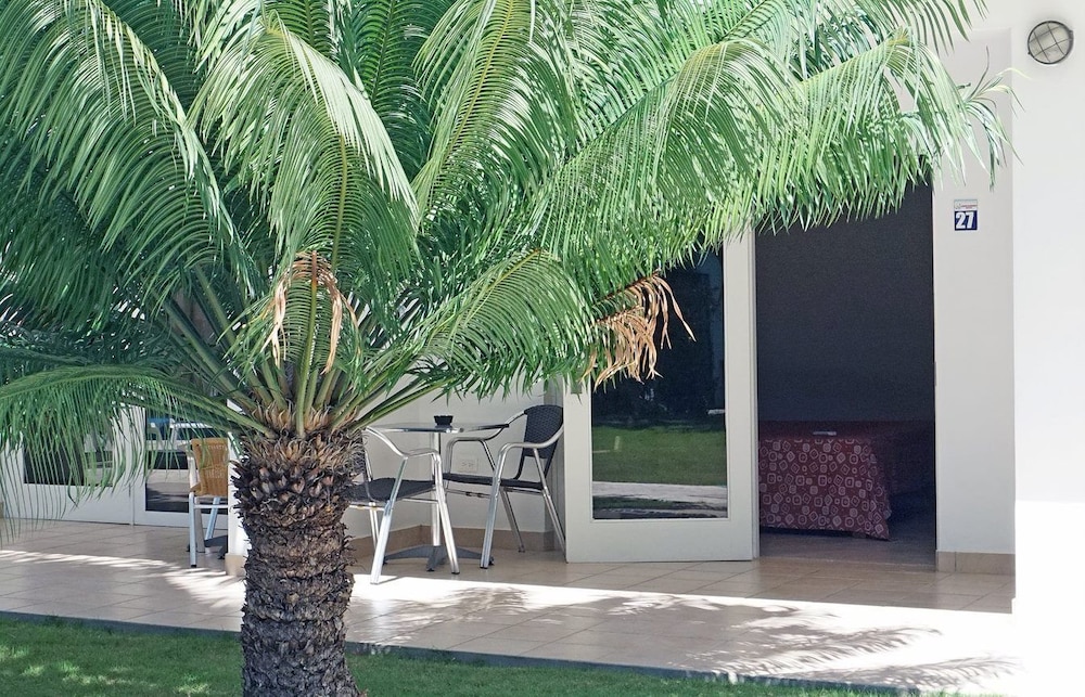 New Garden Hotel 14/59