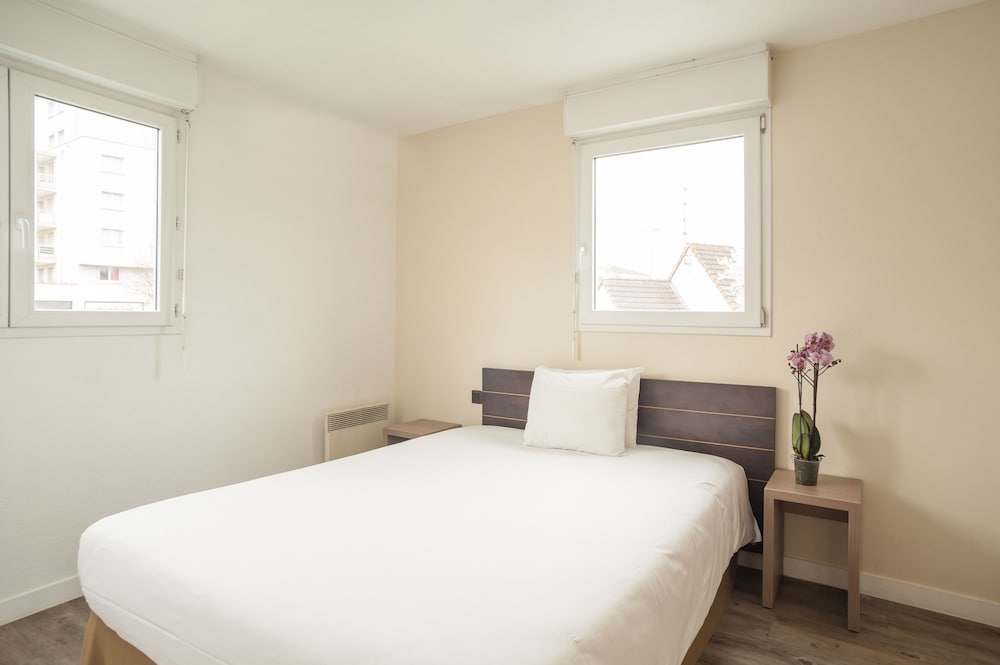 CITY RESIDENCE CHELLES 18/32