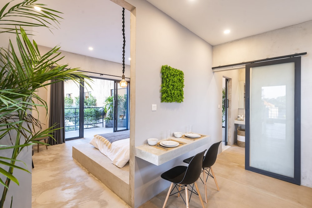 Canggu Dream Studios and Villas 24/48