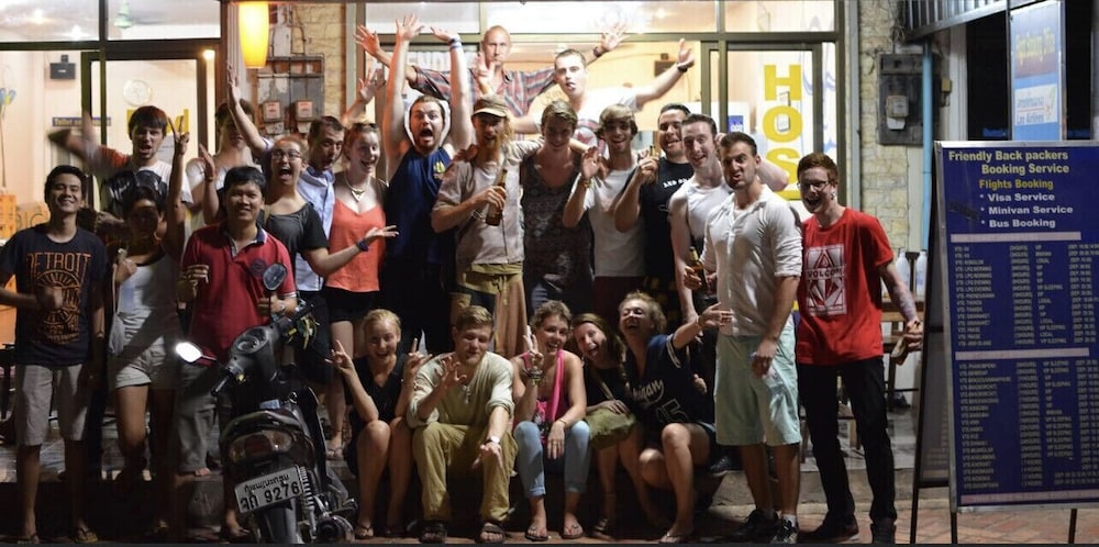 Lucky Backpacker Hostel 17/18