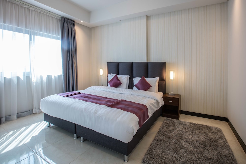 Loumage Suites Spa Seef 29/70