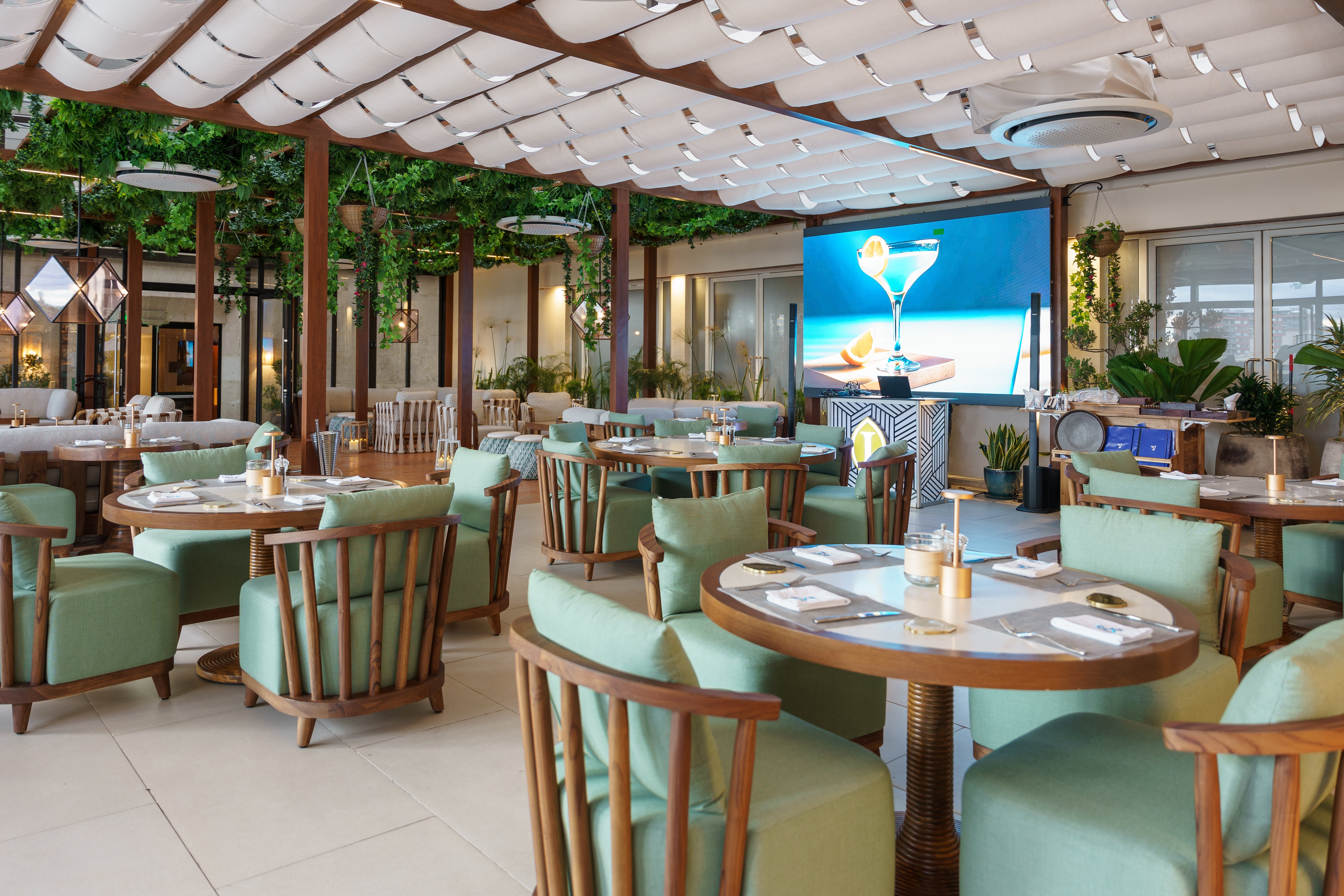 INTERCONTINENTAL REAL GUATEMALA 32/50