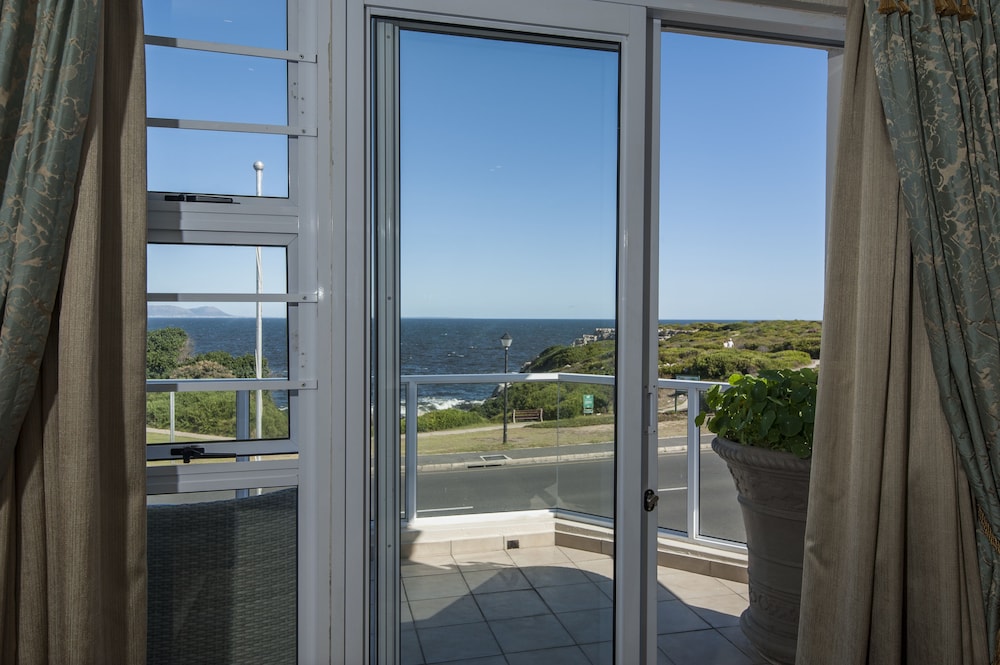 Hermanus Boutique Guest House 44/65