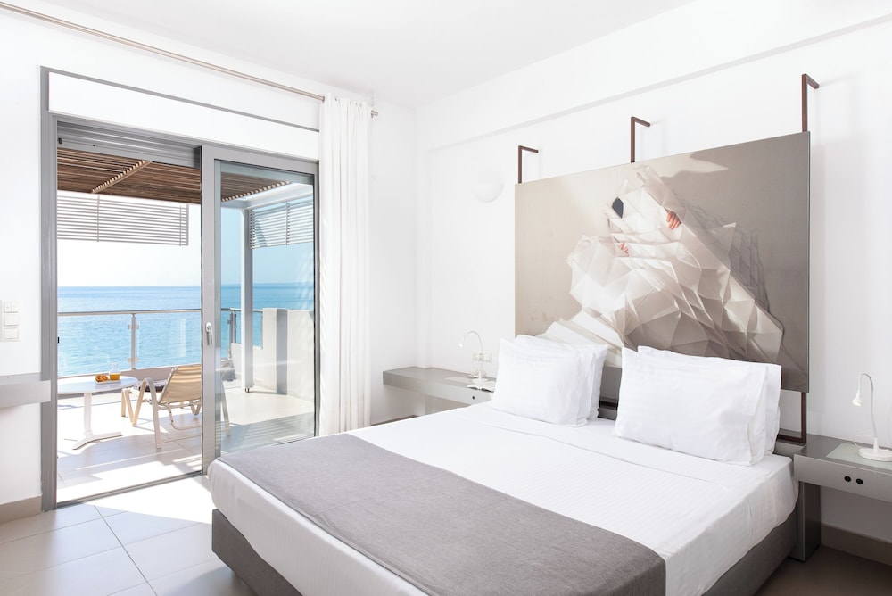 Mare Dei Suites 19/73