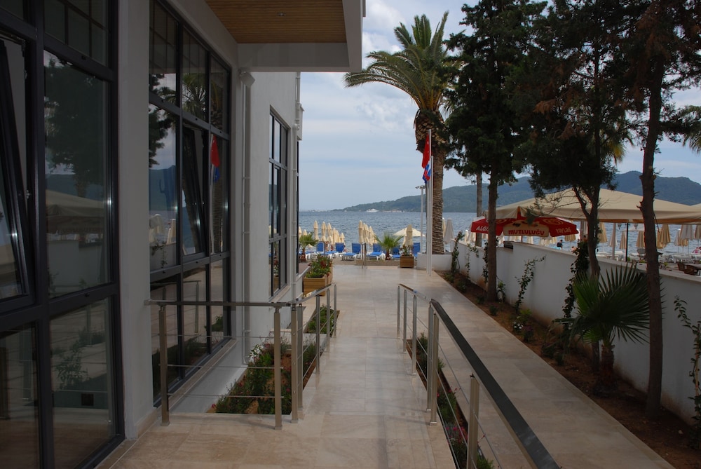 Begonville Beach Hotel - Adult Only photo3