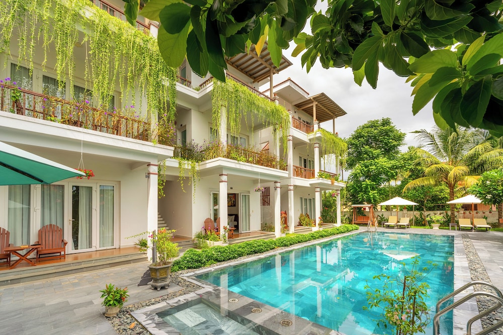Hoi An Palmy Villa 58/62