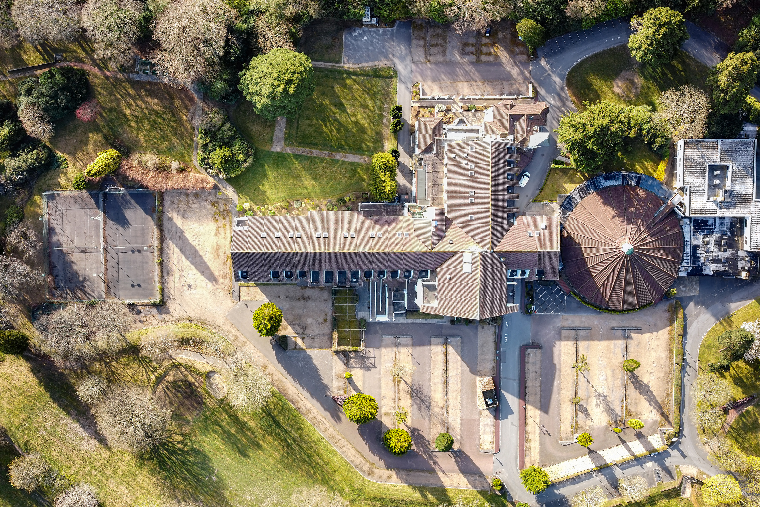 Copthorne Hotel Effingham Gatwick 34/38