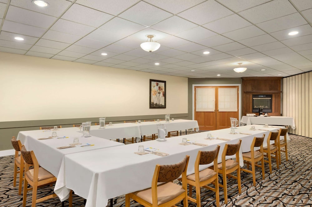 Days Inn by Wyndham Nanaimo 45/51