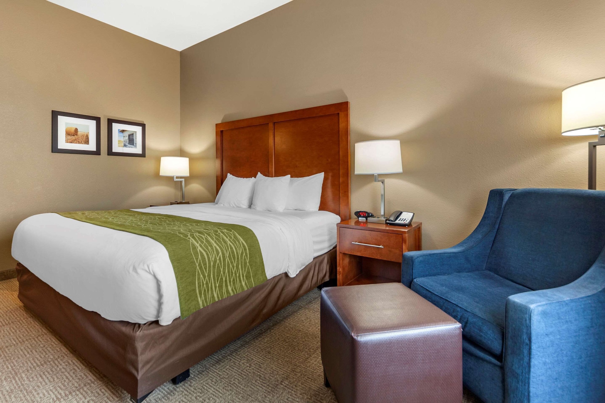 ROOM, KING BED, ACCESSIBLE