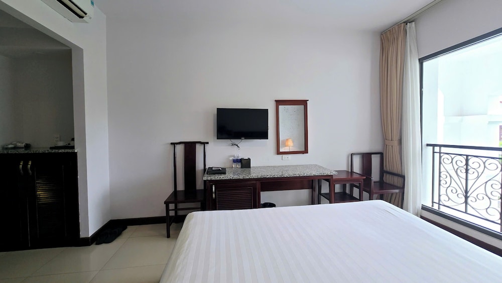 Praha Hotel Phu Quoc 12/66