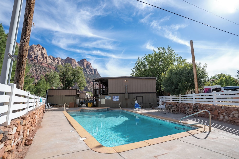 Zion Pioneer Lodge 61/66