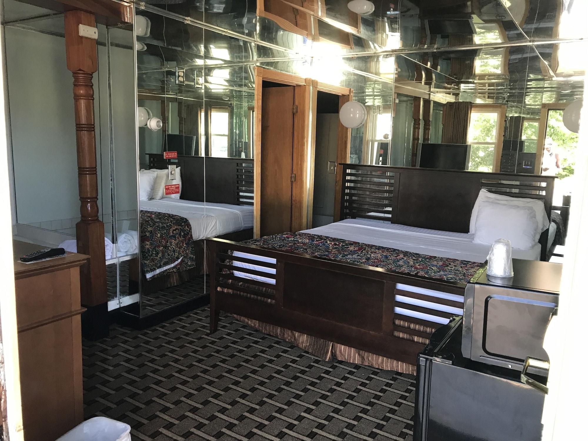 Capri Motel 4/50