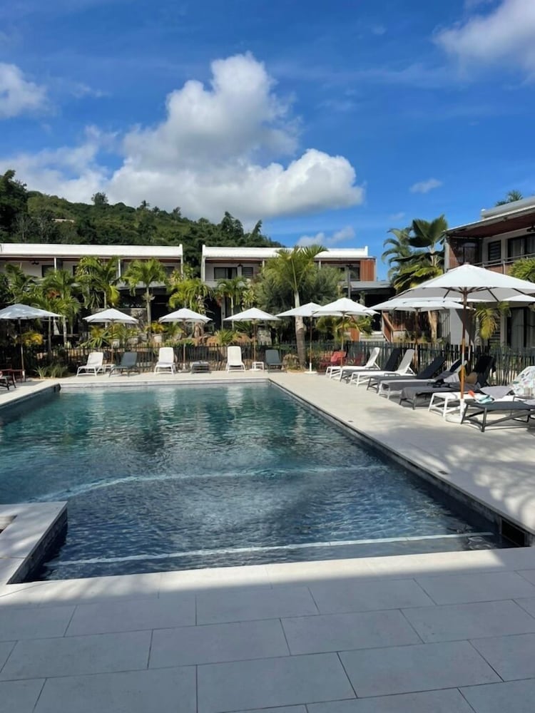Le Dimitile Hotel & Spa in ENTRE-DEUX