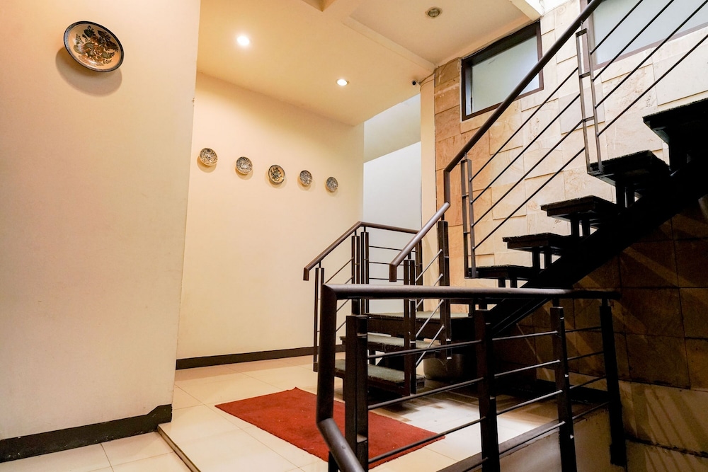 Reddoorz Near Braga Street 23/39