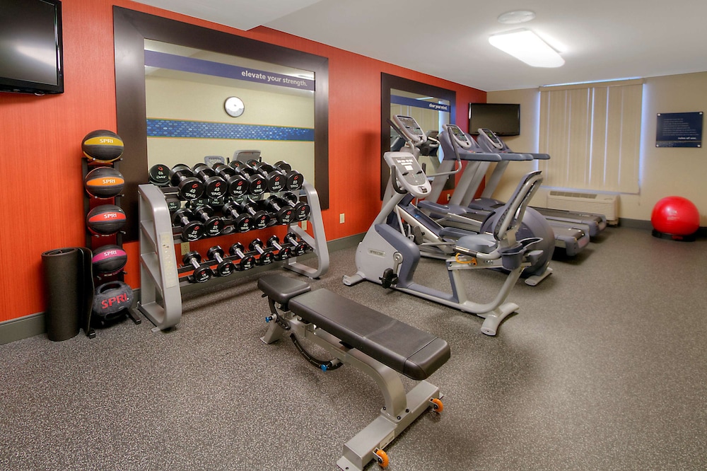 Hampton Inn Milpitas 24/40