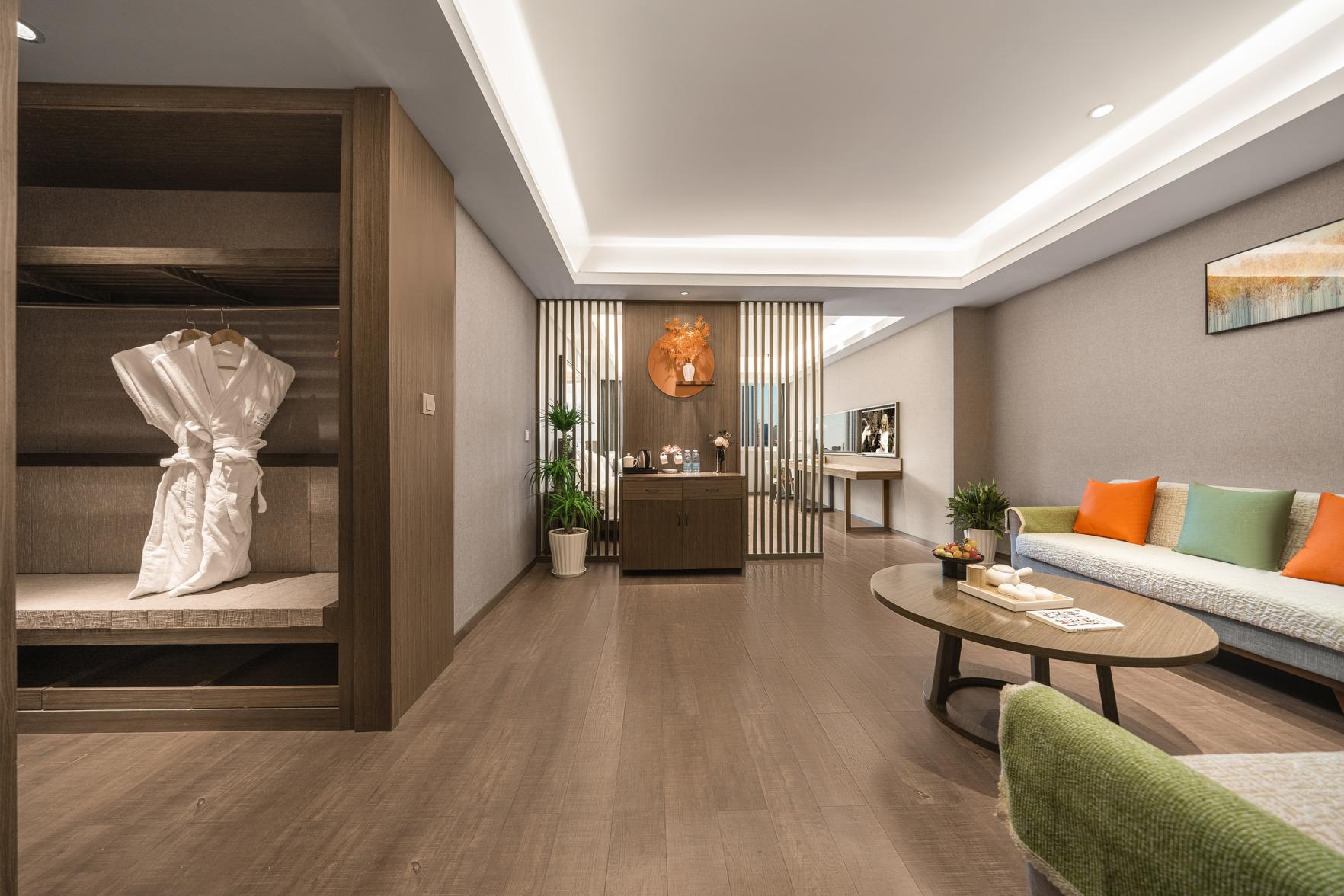 Rezen Kingtown Hotel (Chongqing Xinpaifang) 20/26