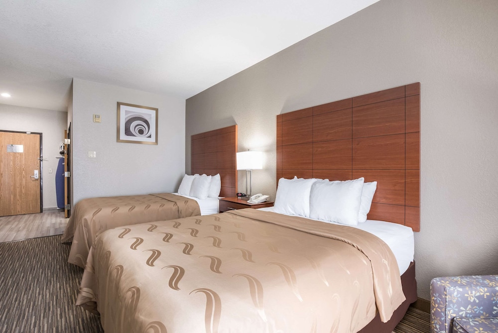 Quality Inn & Suites Lodi I-90 12/39
