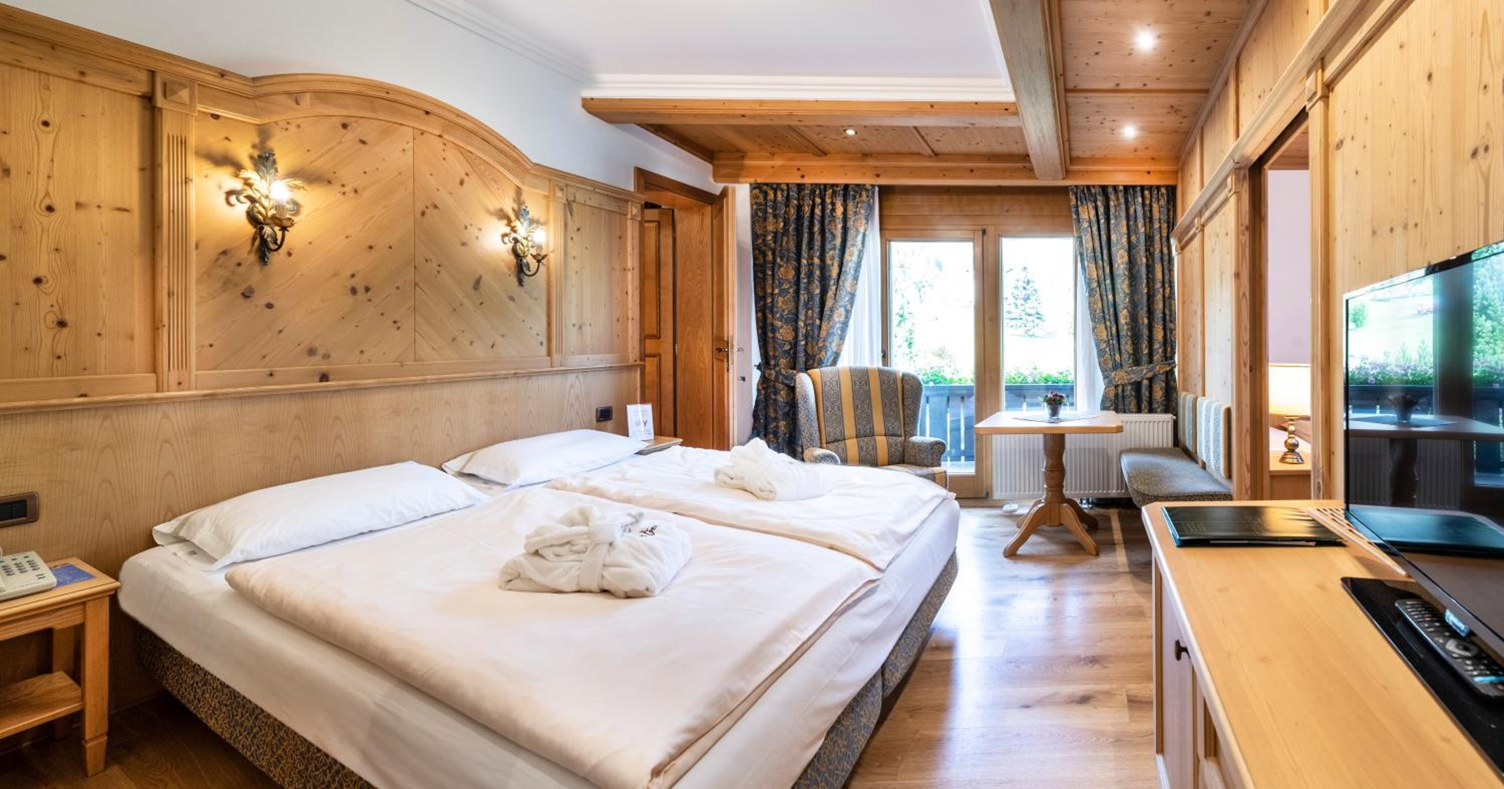 ALPEN HOTEL CORONA 12/58