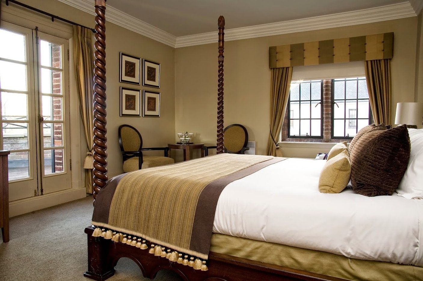Western House Hotel 16/69