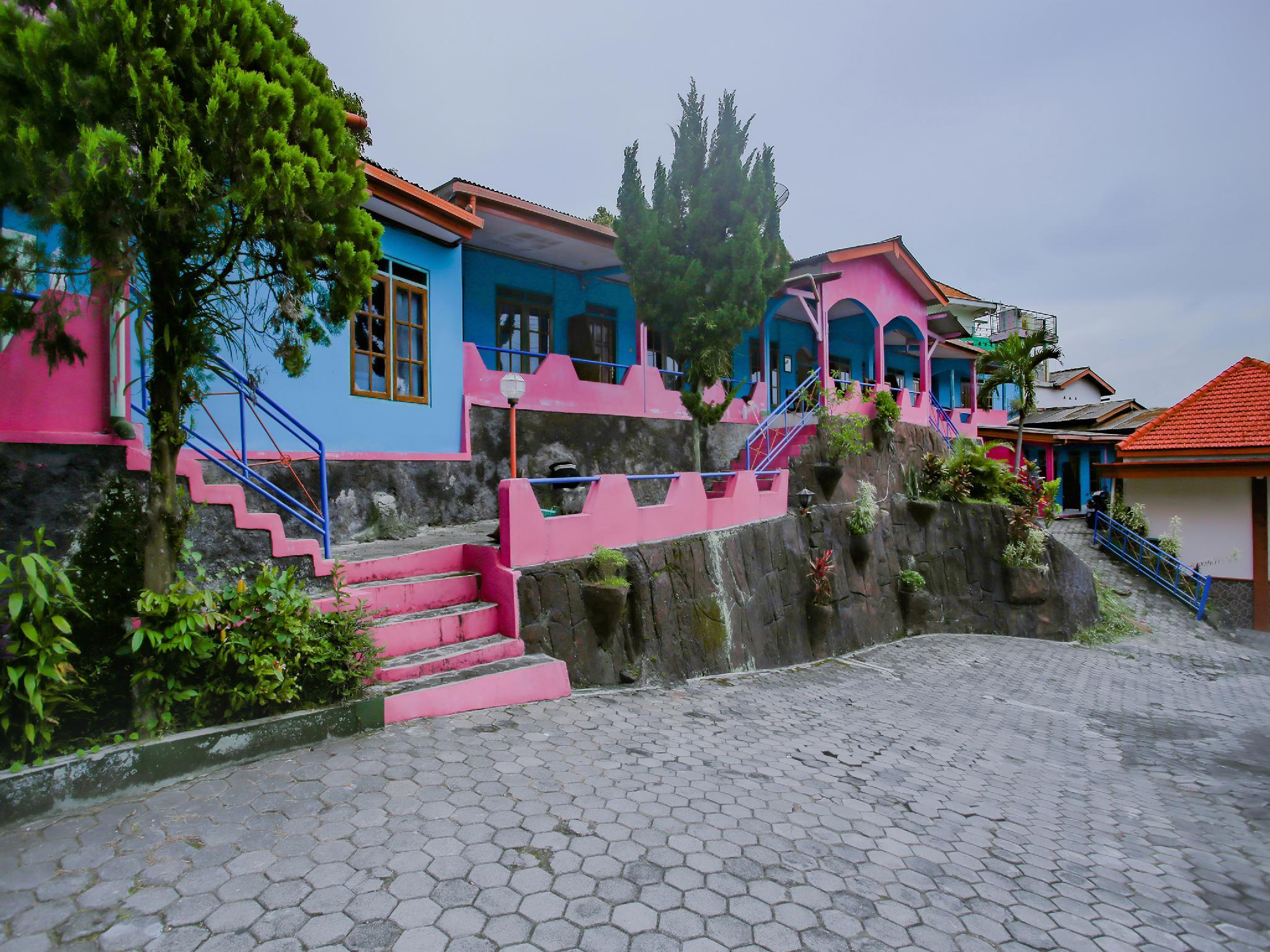 SPOT ON 90100 Hotel Kediri Bandungan 18/20