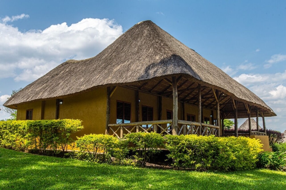Crater Safari Lodge 41/50