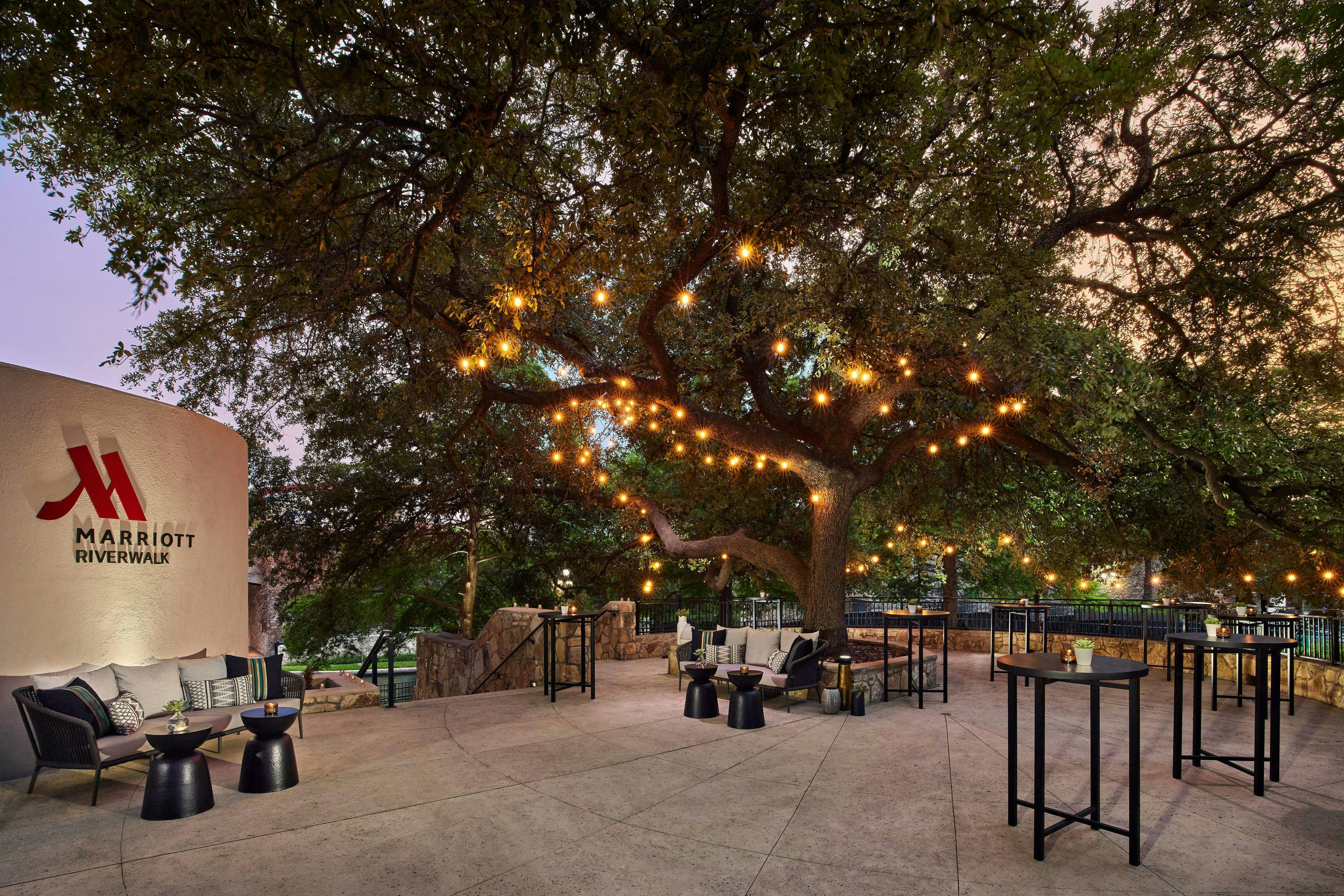 San Antonio Marriott Riverwalk Hotel 45/47