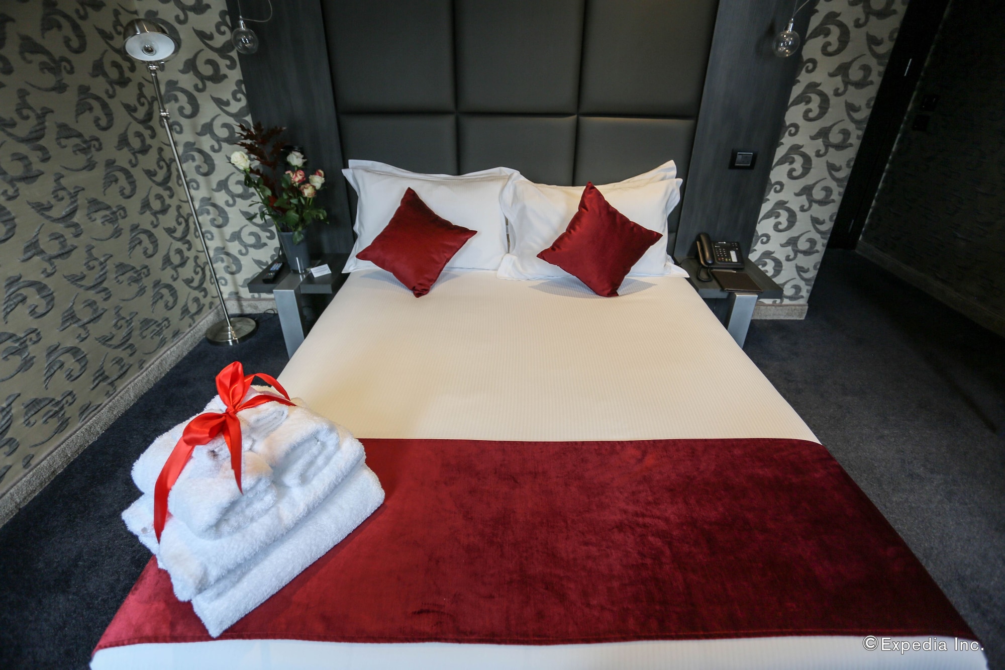 غرفة تنفيذية مزدوجة، The Bryson Hotel 9/10