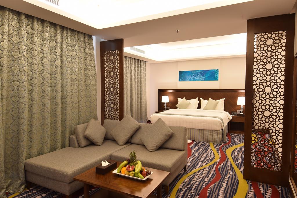 Lumain Hotel 12/22