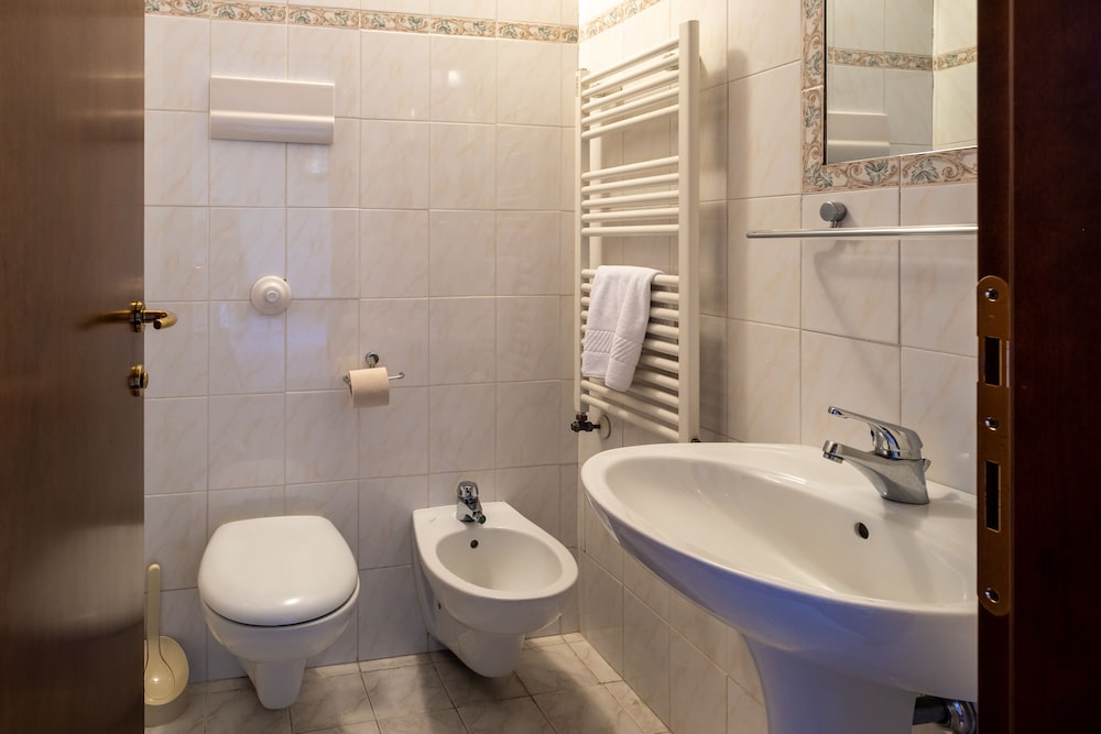 Hotel Villa Sara 49/60