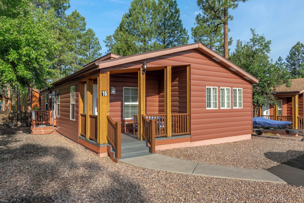 Pvc At The Roundhouse Resort By Diamond Resorts 3/37