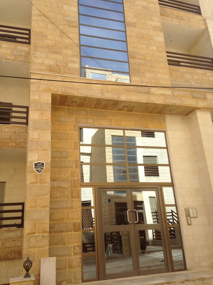 The Royal Luxury Apartments & studios 8/50