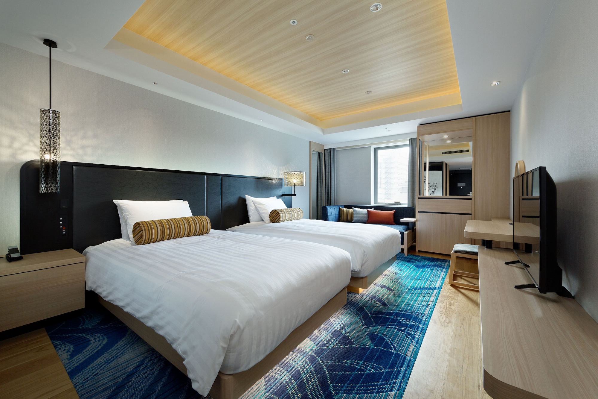 JAPANESE, TWIN BEDS