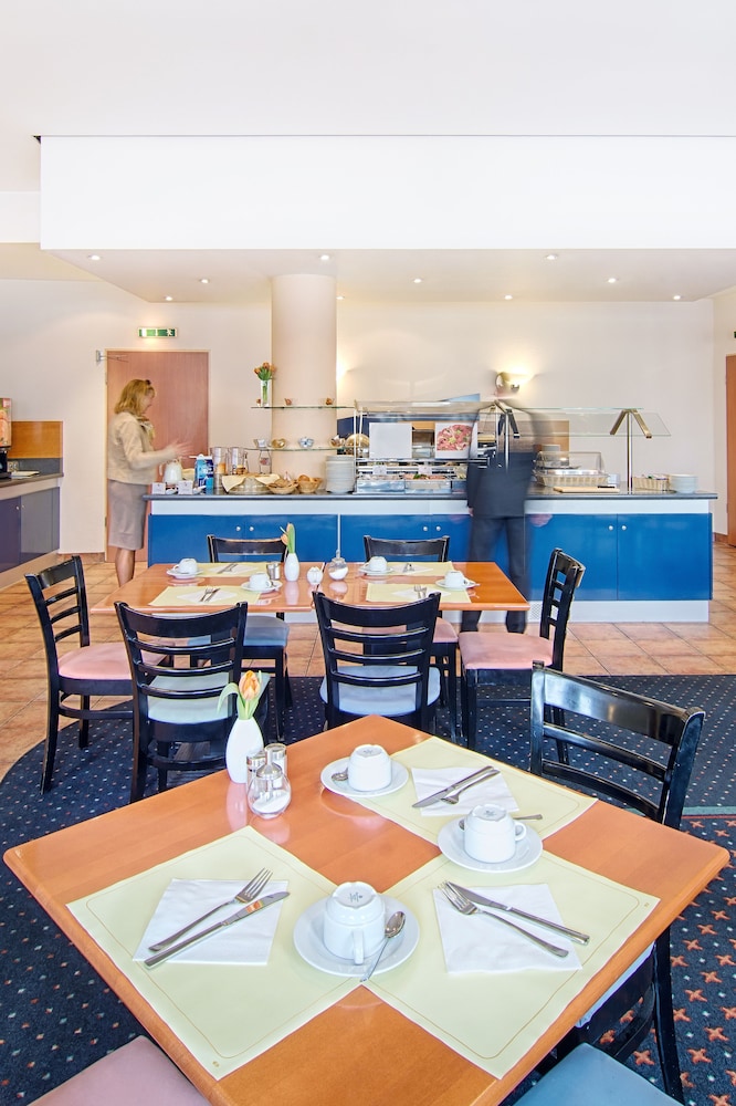 ibis Styles Bielefeld 32/49