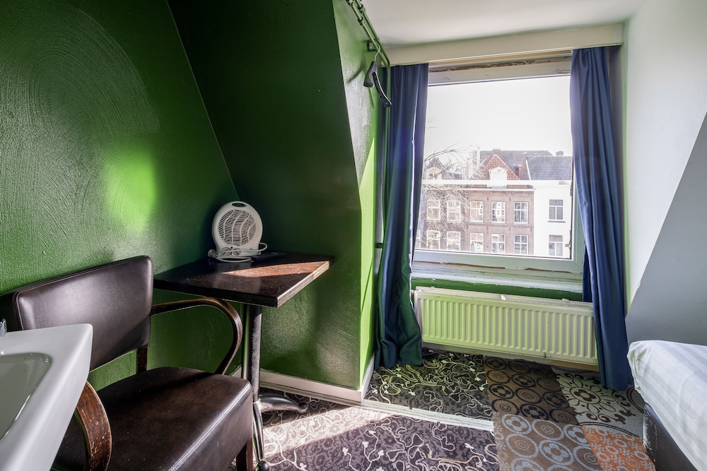 Hostel Princess 45/45