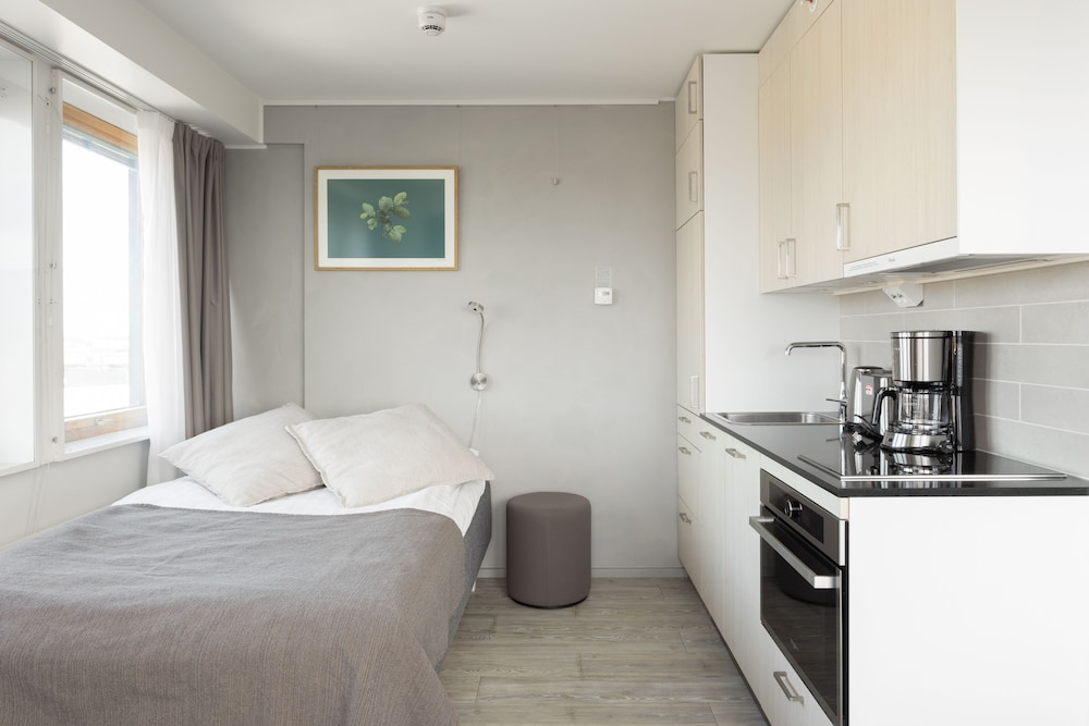 STUDIO, SINGLE, PANORAMIC VIEW