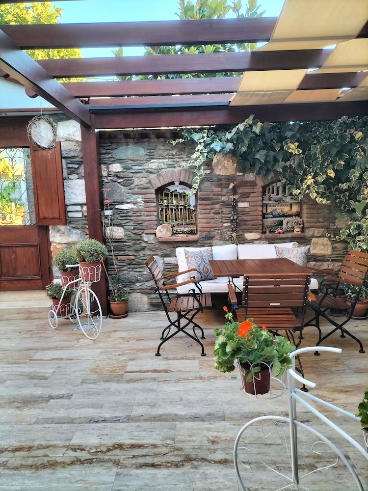 Hotel Mary's House 10/50