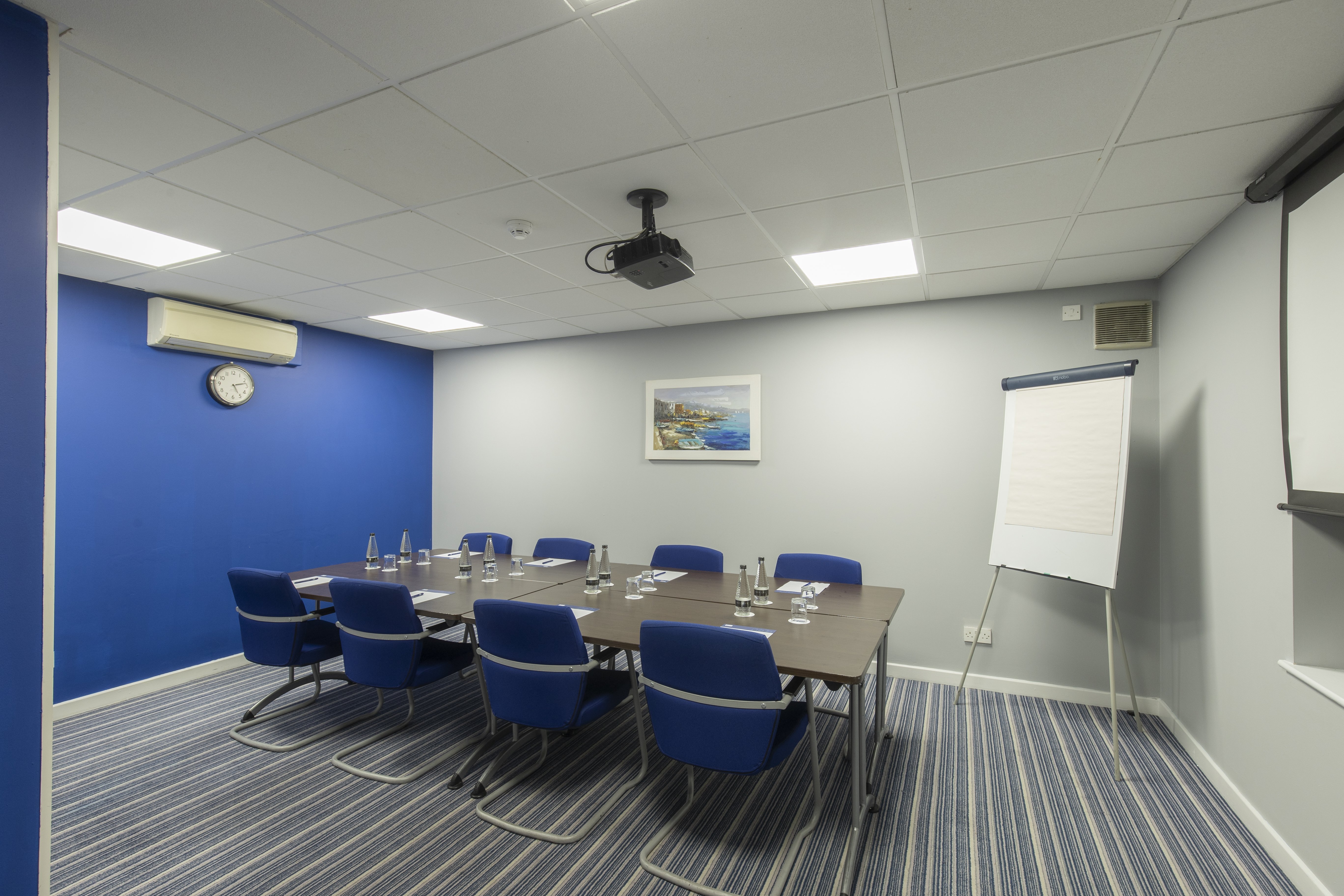 Holiday Inn Express Poole 40/50