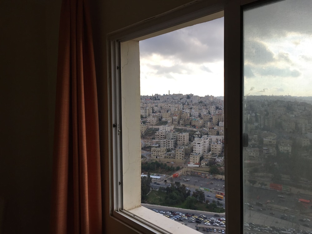 ZAINA PLAZA HOTEL 33/53
