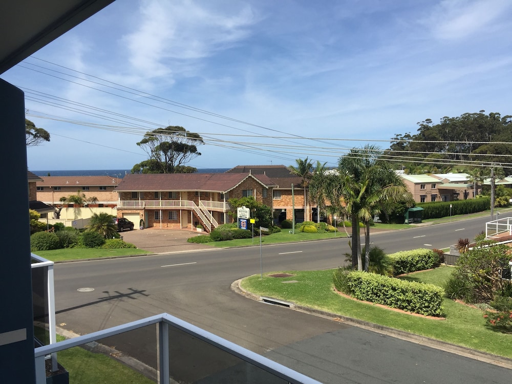 Mollymook Aquarius Apartments 2/19