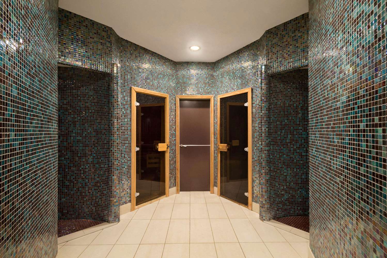 Ramada Plaza by Wyndham Gevgelija 18/34
