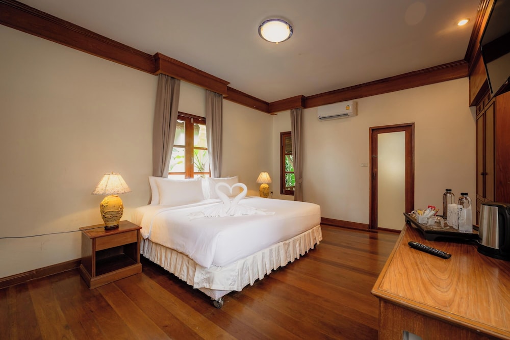 Superior, Cottage, King Bed, Pool or Sea Side، LONG BAY RESORT 4/5
