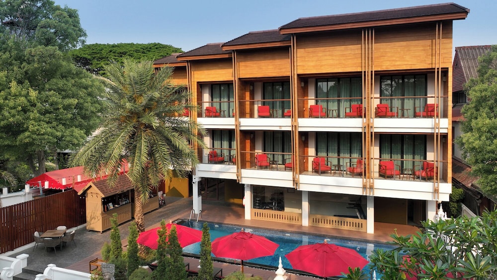 March Hotel & Suite Riverside photo5