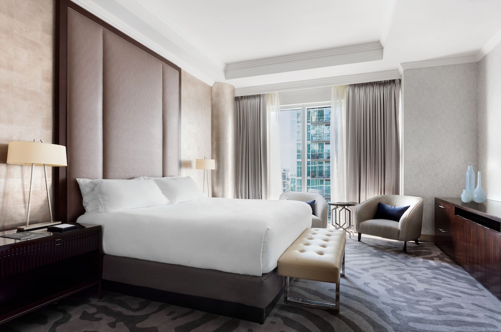 Loews Atlanta Hotel 18/83